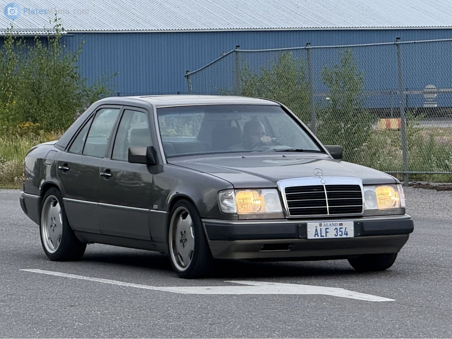 ÅLF 354, Mercedes-Benz E-Klasse 1st gen Sedan (W124), 1984­–1995