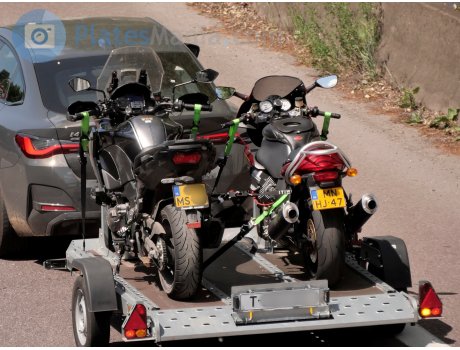 MN-HJ-47, Moto Guzzi V11