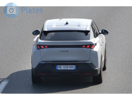 HE-339-KH, Peugeot 3008