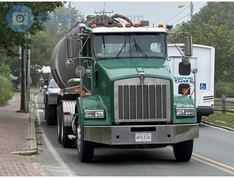 W96-836, Kenworth T800