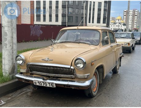 е 1070 ТЕ, GAZ 21 Волга