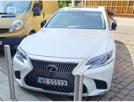 WB 5551X, Lexus LS