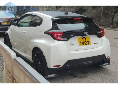 YY 1422, Toyota Yaris