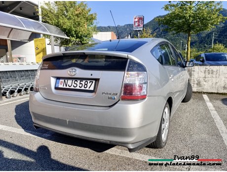 NJS 587, Toyota Prius