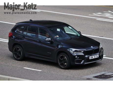 UW 5176, BMW X1