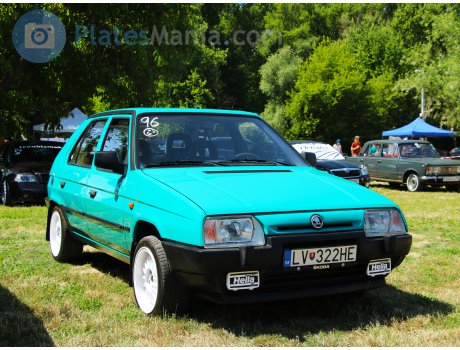 LV-322HE, Skoda Favorit