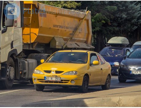 41 H 7812, Renault Mégane