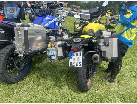 DAH DE 65, Suzuki V-Strom