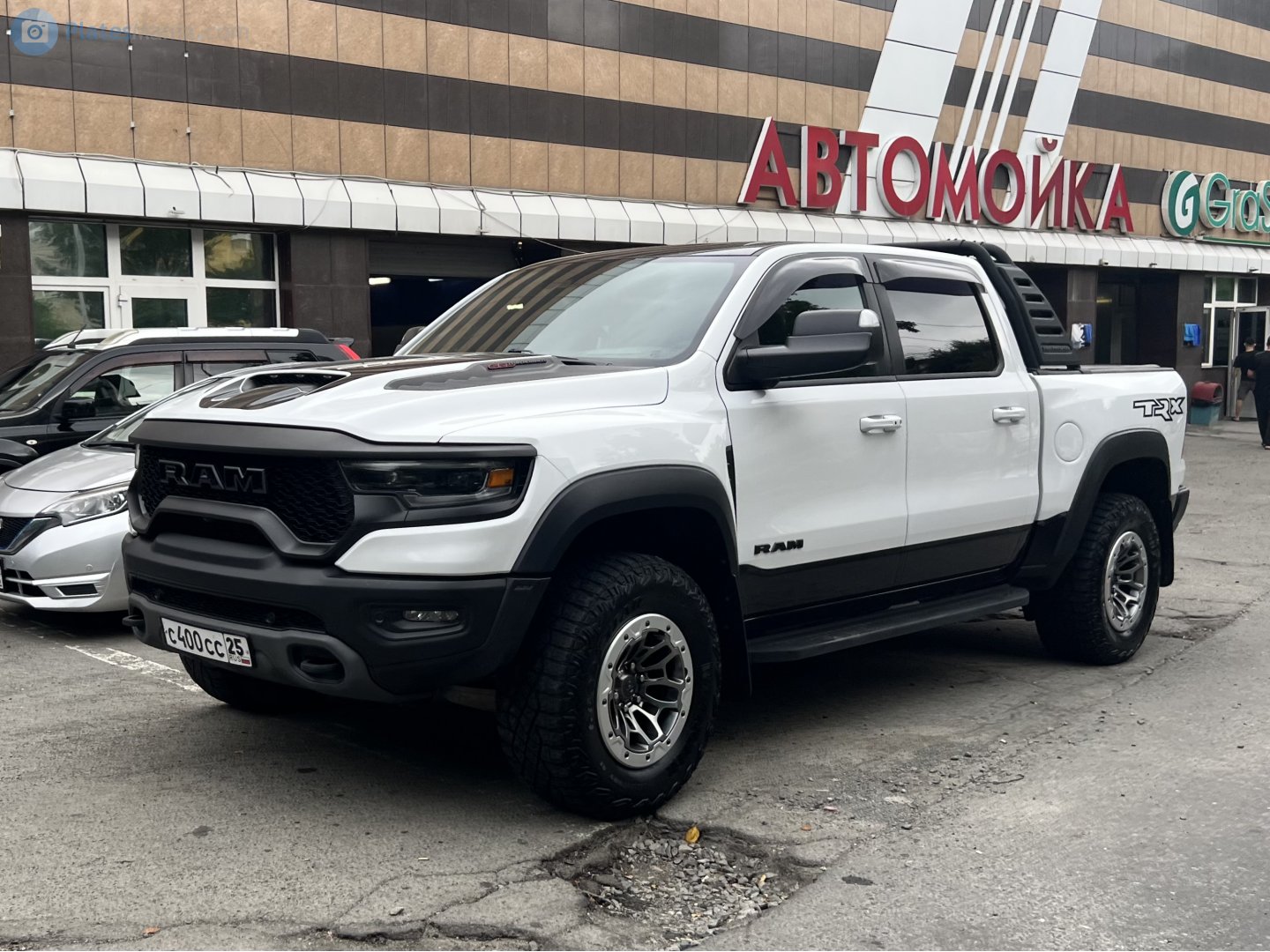 с 400 сс 25, Ram Pickup 5th gen 1500 TRX (DT), 2020–2024