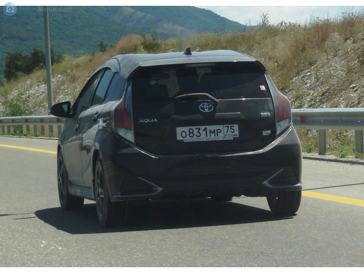 о 831 мр 75, Toyota Aqua 1st gen G's (NHP10), 2013–2017