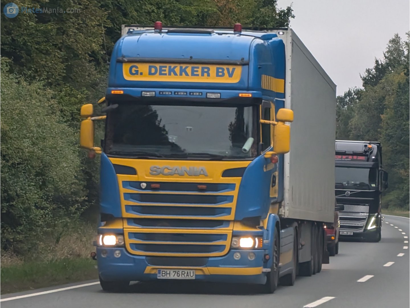 BH 76 RAU, Scania R-Series 1st gen, 2004­–2017