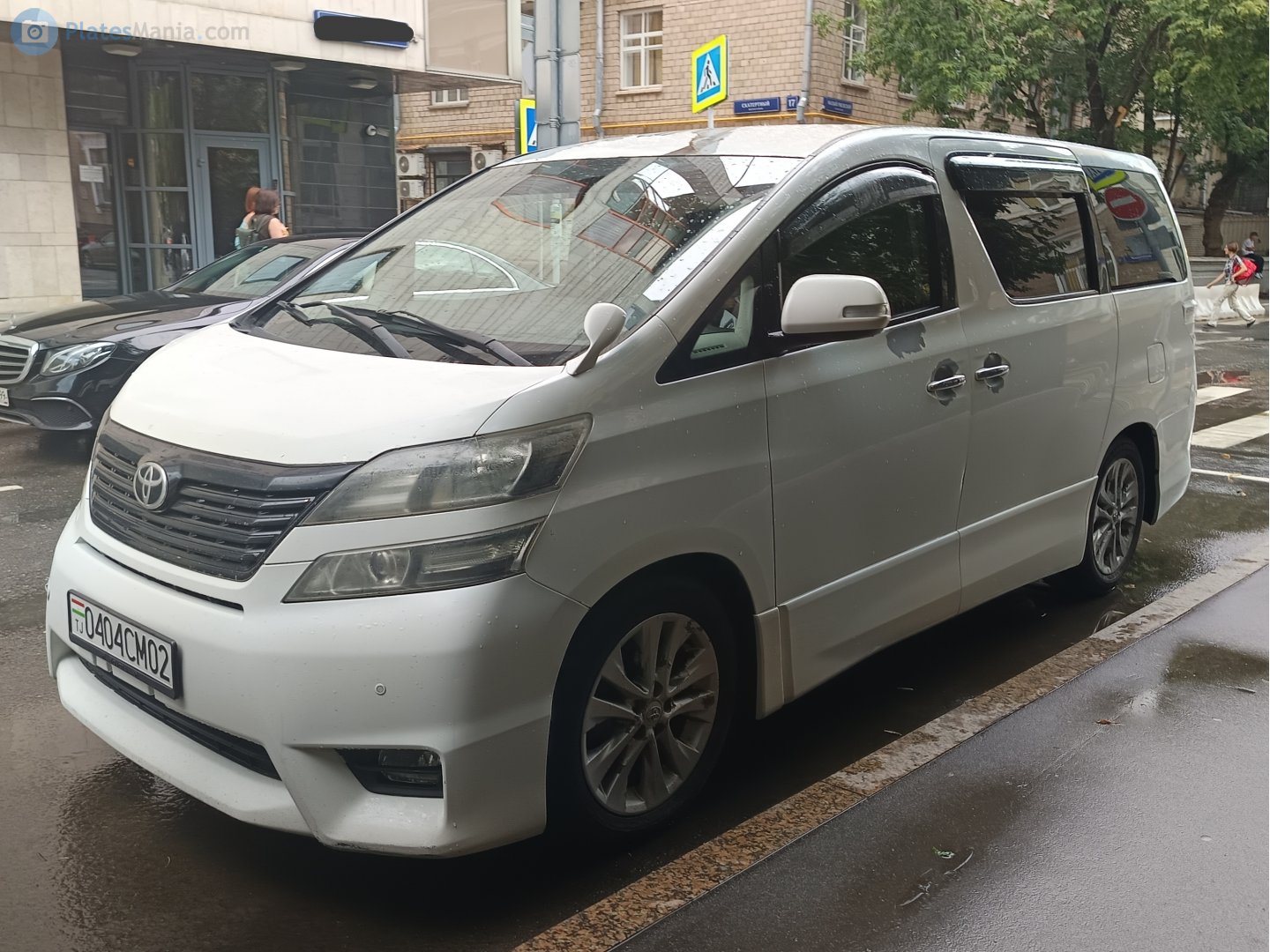 0404CM02, Toyota Vellfire 1st gen (AH20), 2008–2015