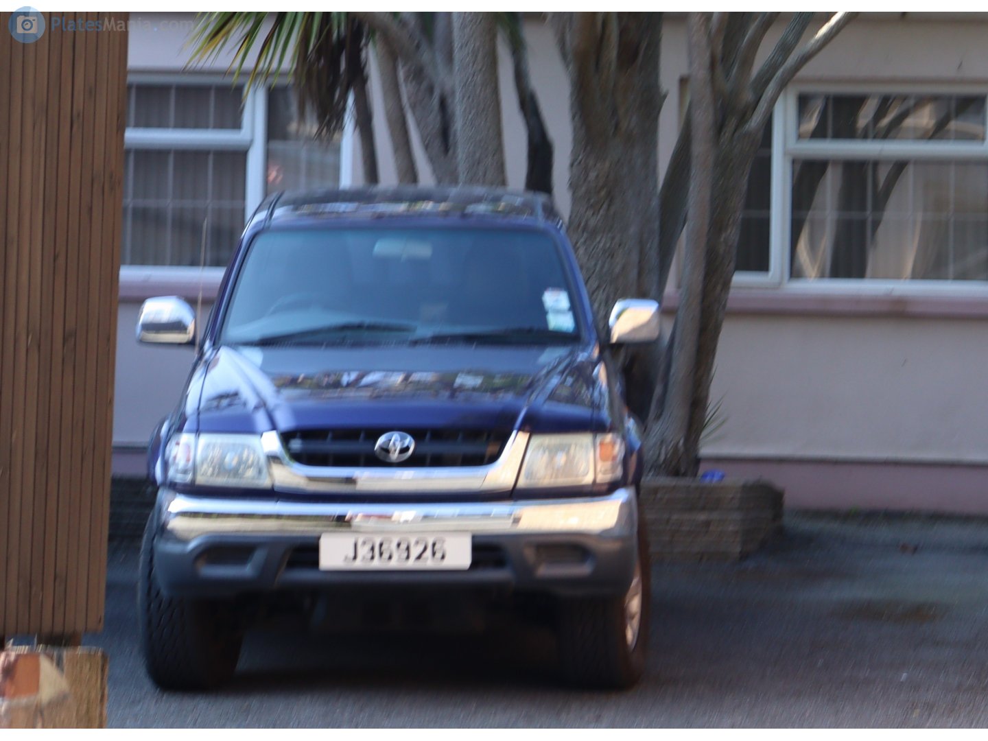 J36926, Toyota Land Cruiser 