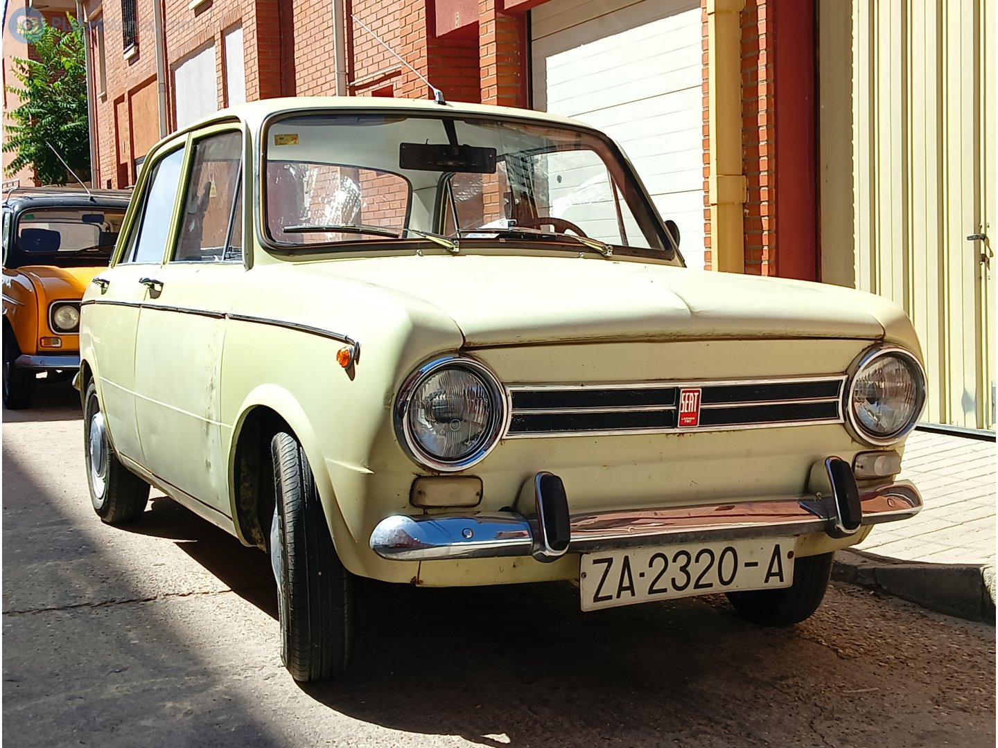 ZA 2320 A, SEAT 850 Berlina, 4 door (ET/EJ), 1967-1974