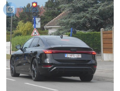 2-HFS-491, Audi A6