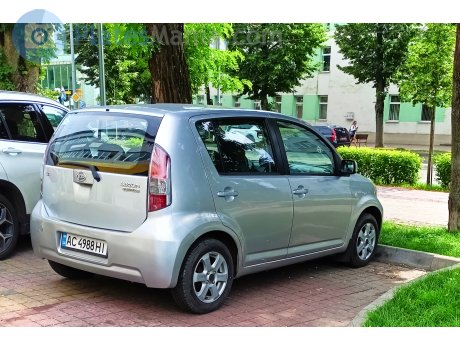 AC 4988 HI, Daihatsu Sirion