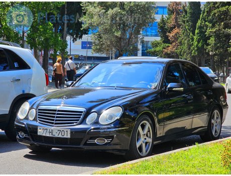 77 HL 701, Mercedes-Benz E-Klasse