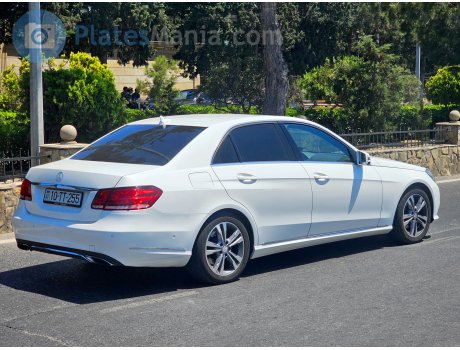 10 TT 255, Mercedes-Benz E-Klasse