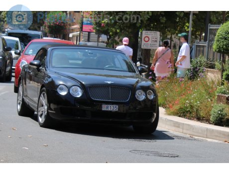 R135, Bentley Continental