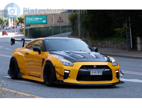 R 7975, Nissan GT-R