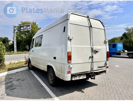 ED AP 421, Mercedes-Benz T1