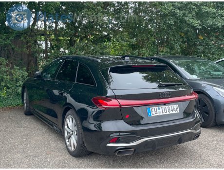 EU IU 8448, Audi A5