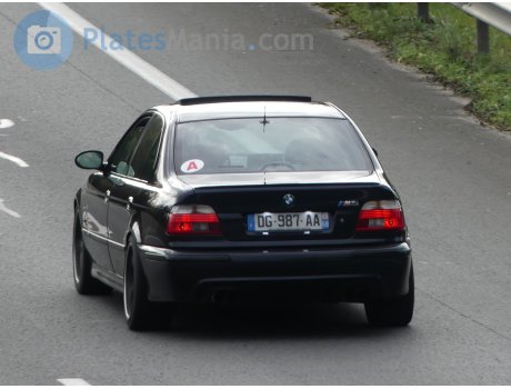 DG-987-AA, BMW M5