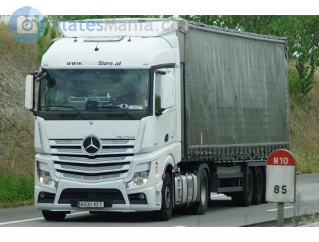 8000 KFY, Mercedes-Benz Actros