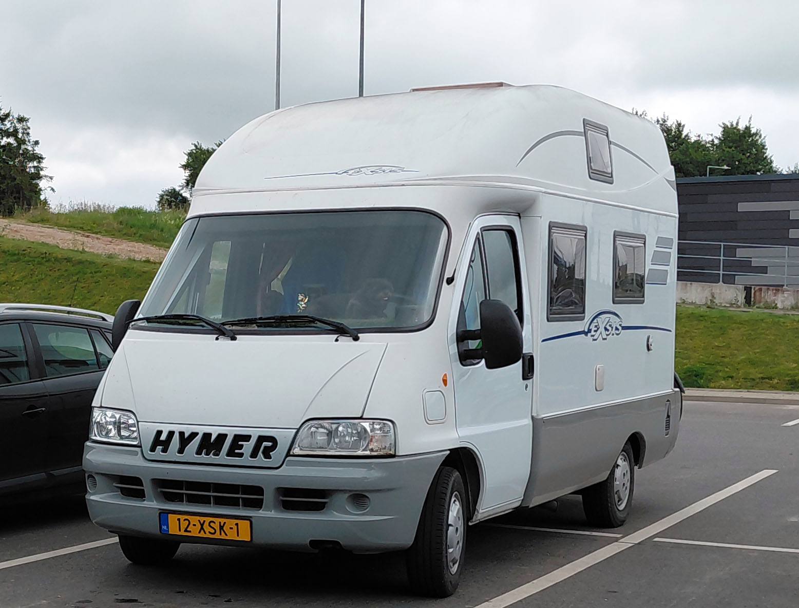 12-XSK-1, Hymer Exsis 
