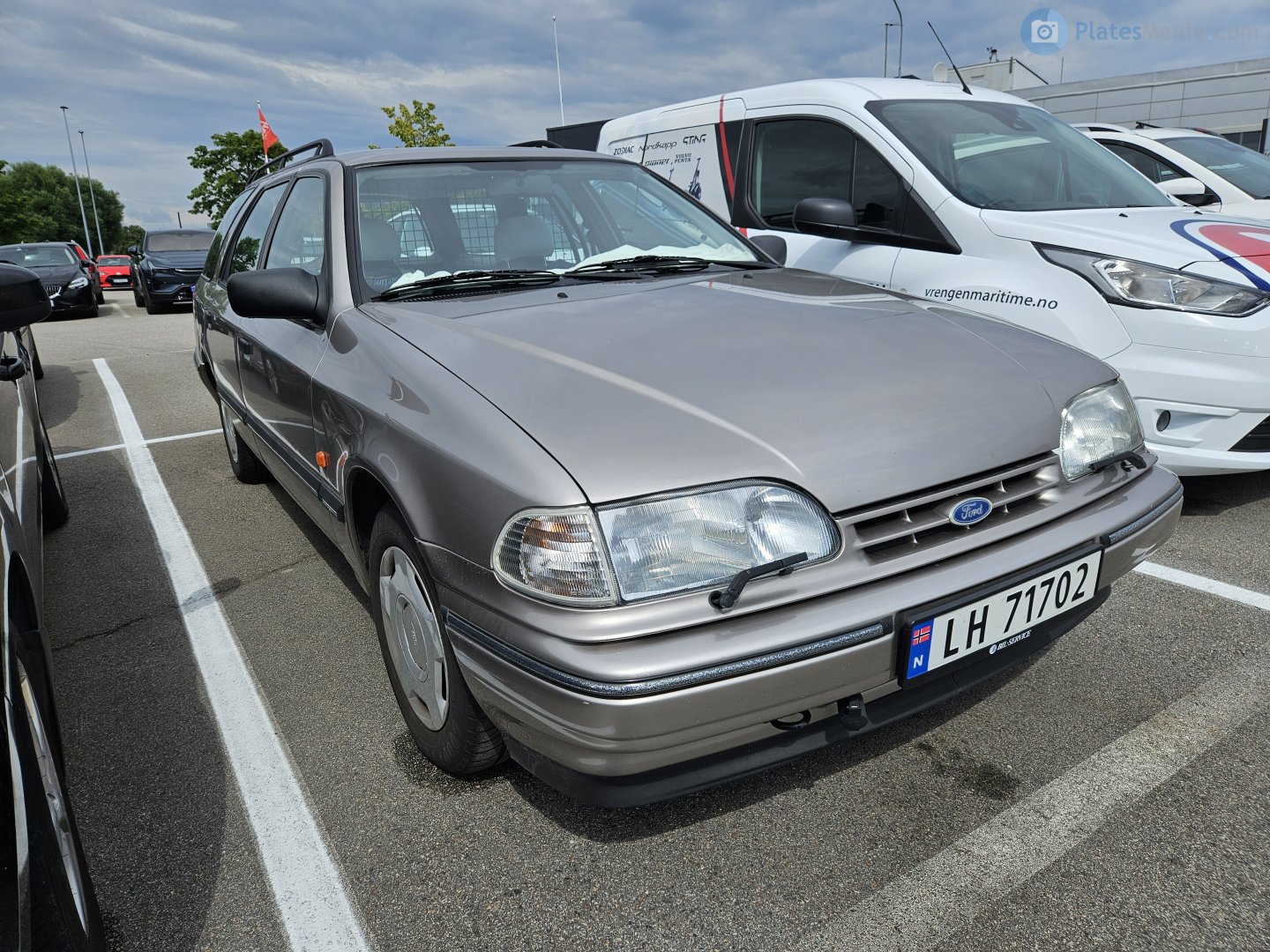 LH 71702, Ford Scorpio 1st gen Turnier Wagon (GNM), facelift, 1992–1994