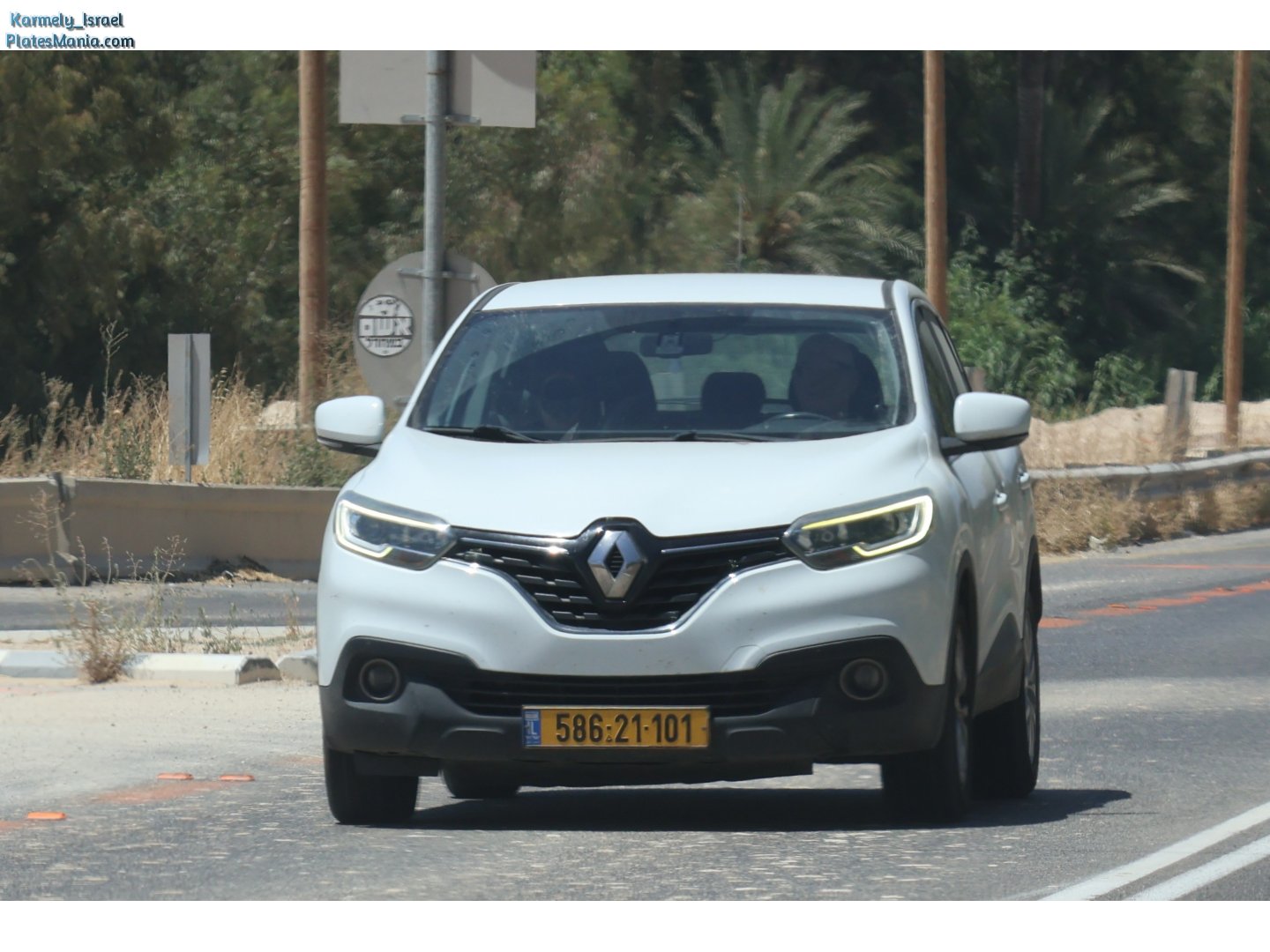 586-21-101, Renault Kadjar 1st gen (HFE), 2015–2018