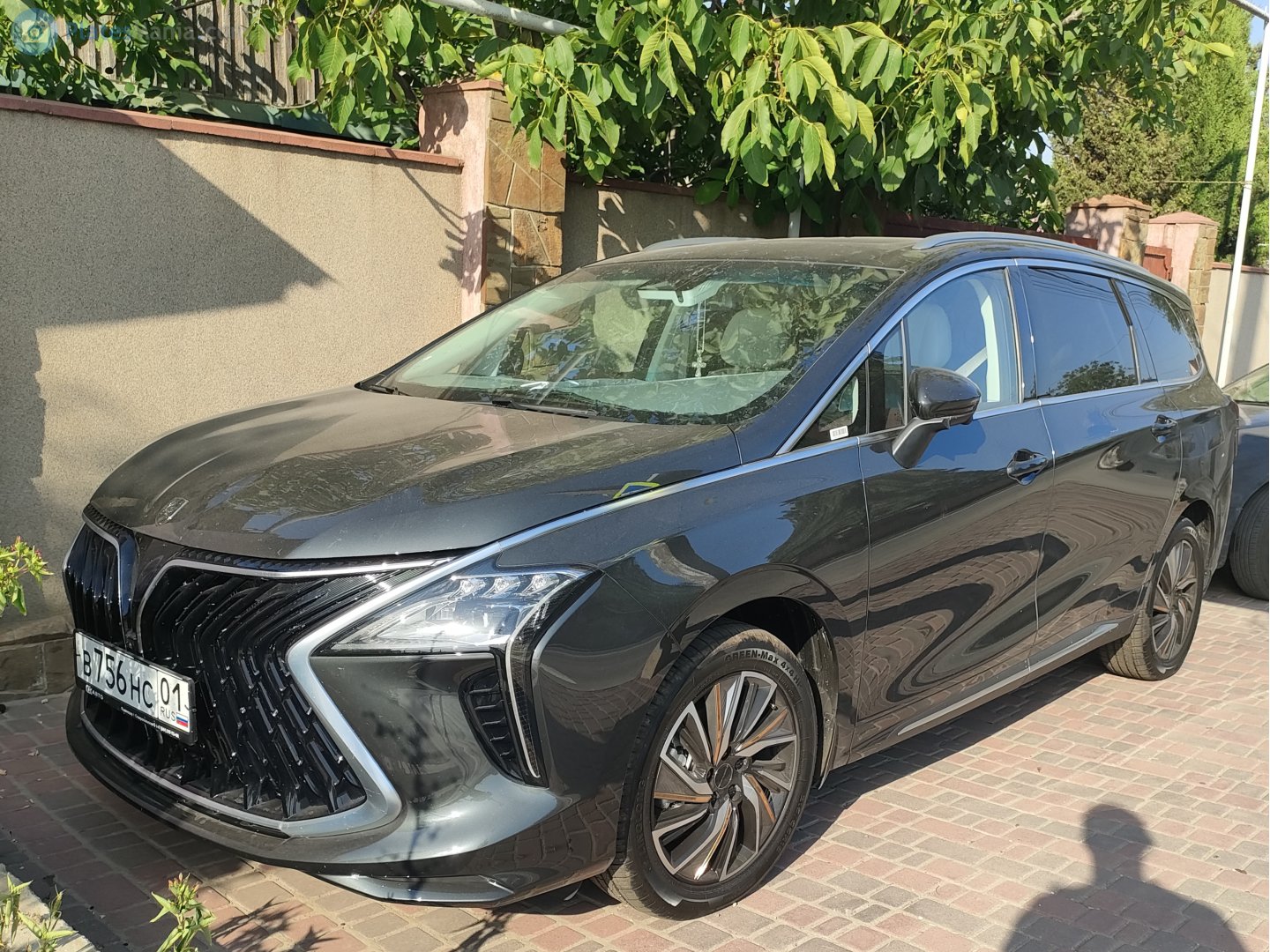 в 756 нс 01, Forthing (Fengxing) U-Tour/Yacht (Youting) 