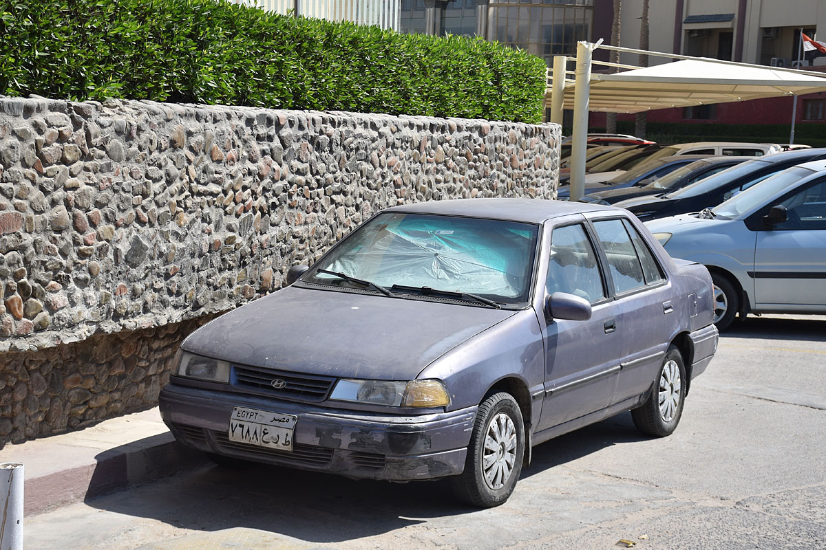 ٧٦٨٨ عدط, Hyundai Pony 4th gen Sedan (X2; EU-market), facelift, 1991–1994