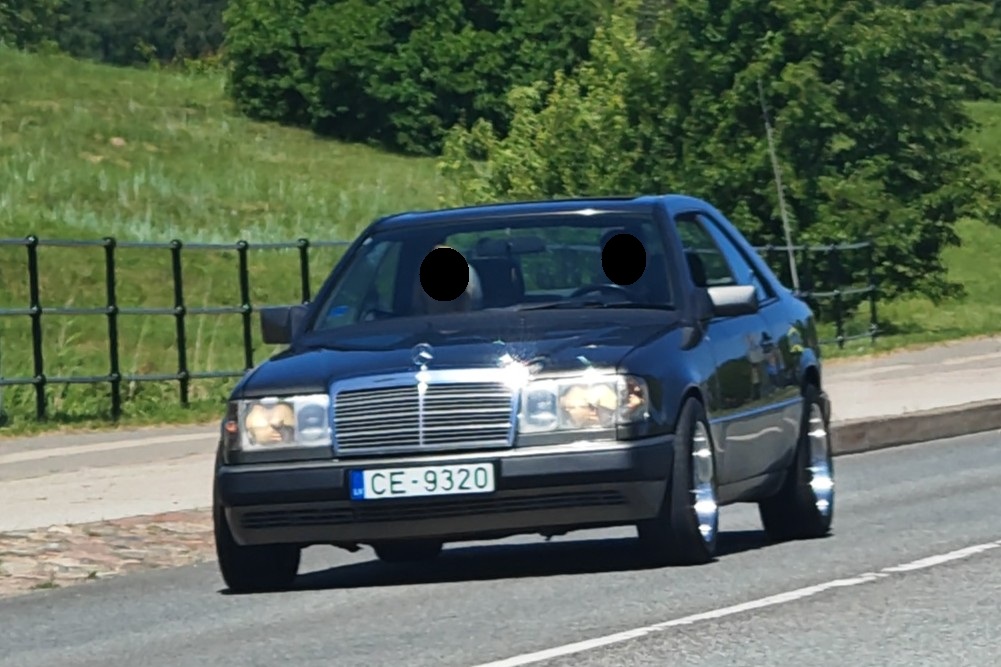 CE-9320, Mercedes-Benz E-Klasse 1st gen Coupé (C124), 1987–1996