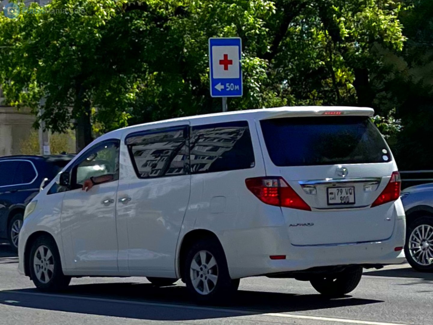 79 VQ 900, Toyota Alphard 2nd gen (AH20), 2008–2015