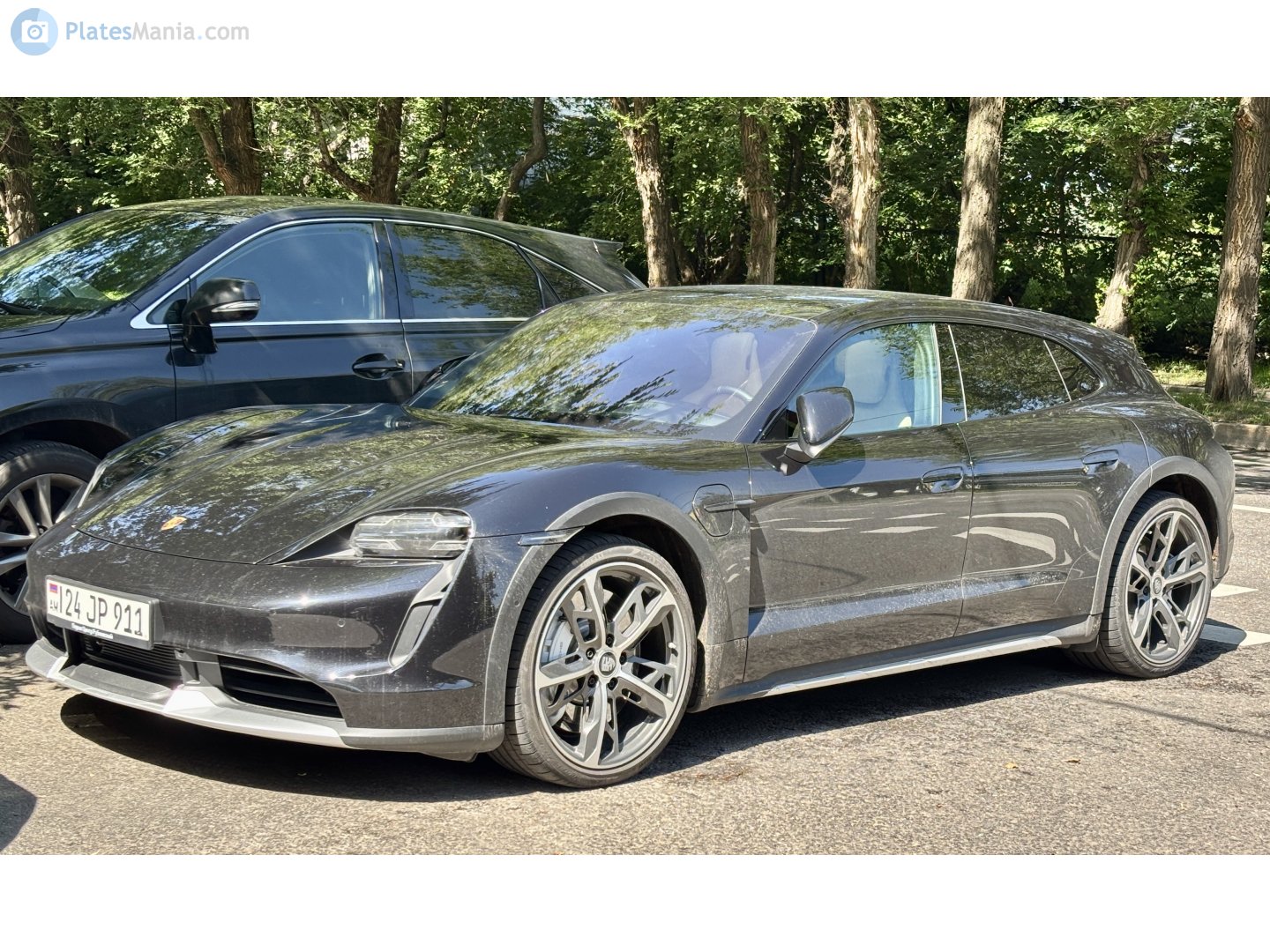 24 JP 911, Porsche Taycan 
