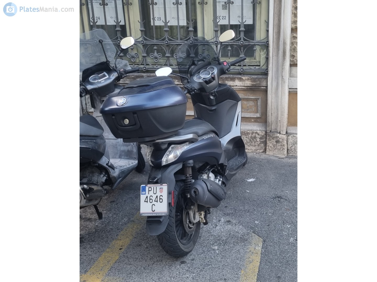 PU 4646-C, Piaggio Beverly 2nd gen, 2010–2020
