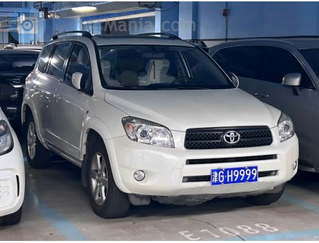 津G·H9999, Toyota RAV4