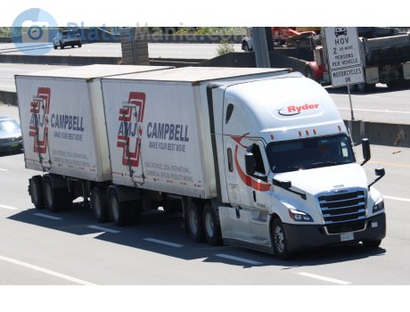 XA-3217, Freightliner Cascadia