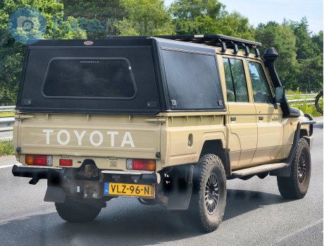 VLZ-96-N, Toyota Land Cruiser