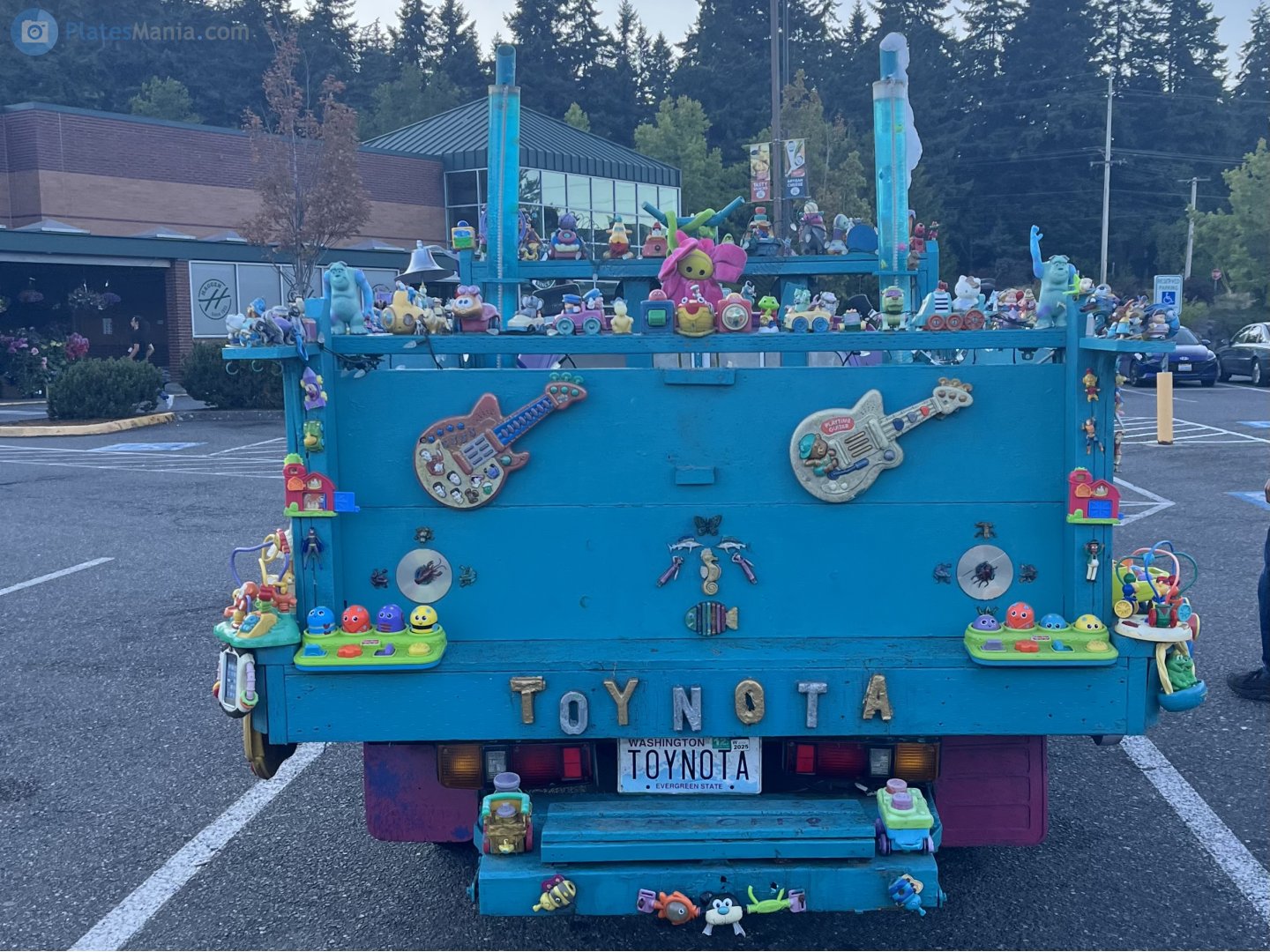 TOYNOTA, Toyota Pickup 2nd gen (N30/N40), 1978–1983