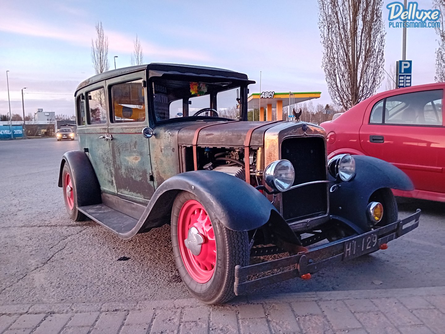 HI-129, Studebaker Six 