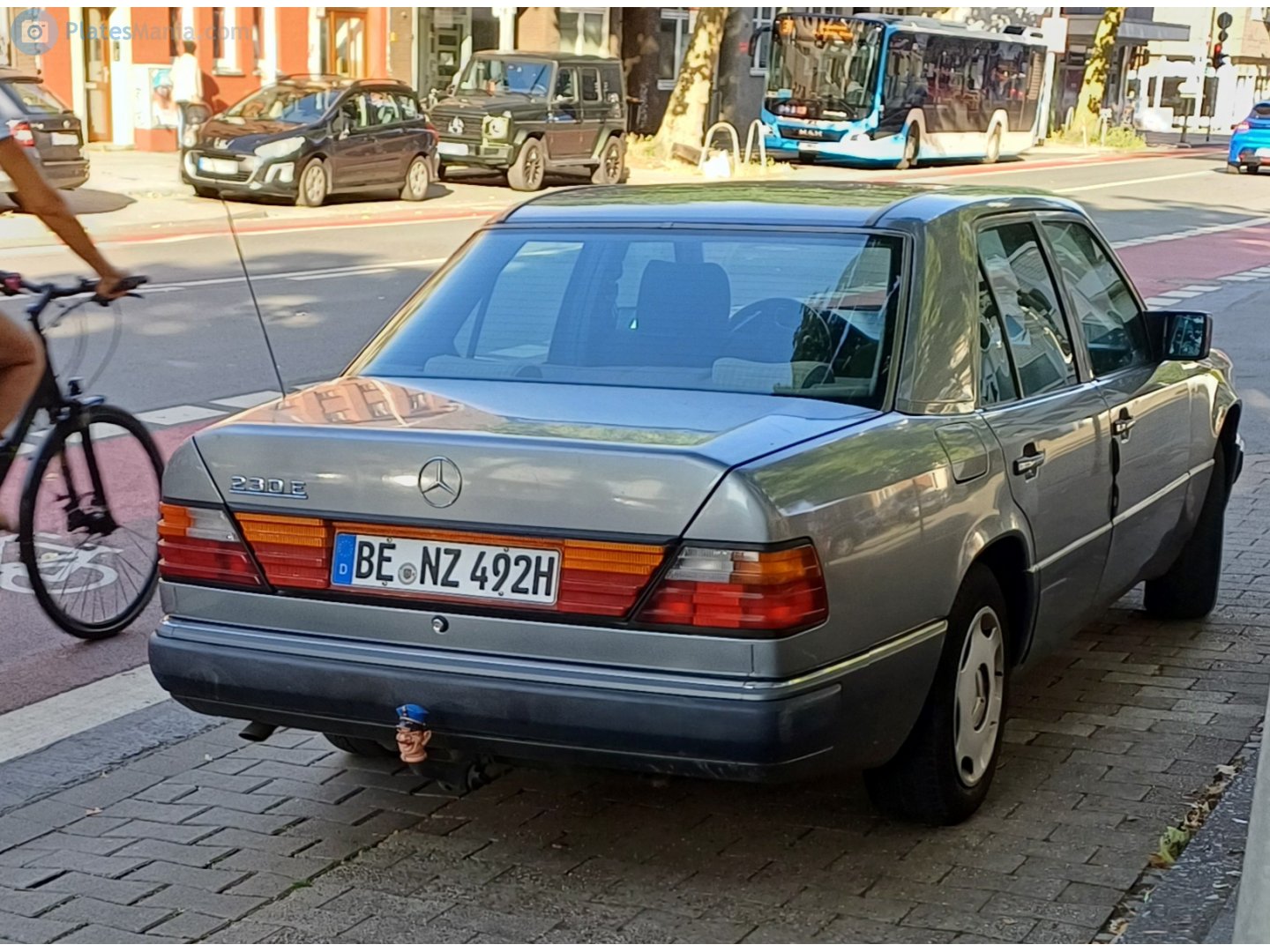BE NZ 492 H, Mercedes-Benz E-Klasse 1st gen Sedan (W124), 1984­–1995