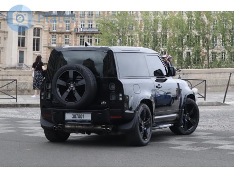 307801, Land Rover Defender