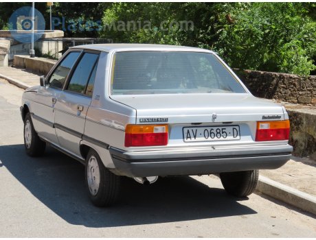 AV 0685 D, Renault 9