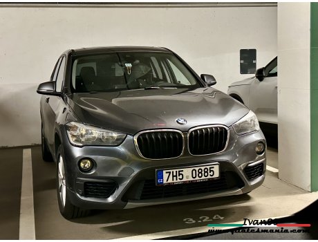 7H5 0885, BMW X1