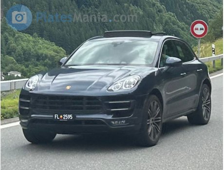 FL 2595, Porsche Macan