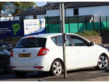 J85809, Kia Ceed