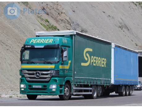 8777UD01, Mercedes-Benz Actros