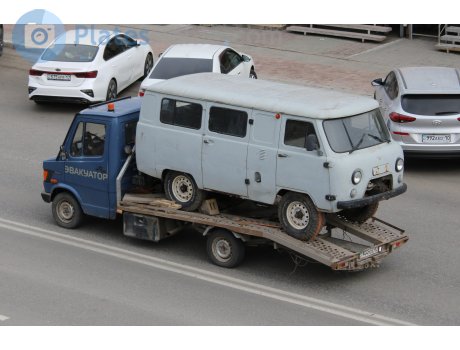 144 MQA 10, Mercedes-Benz T1